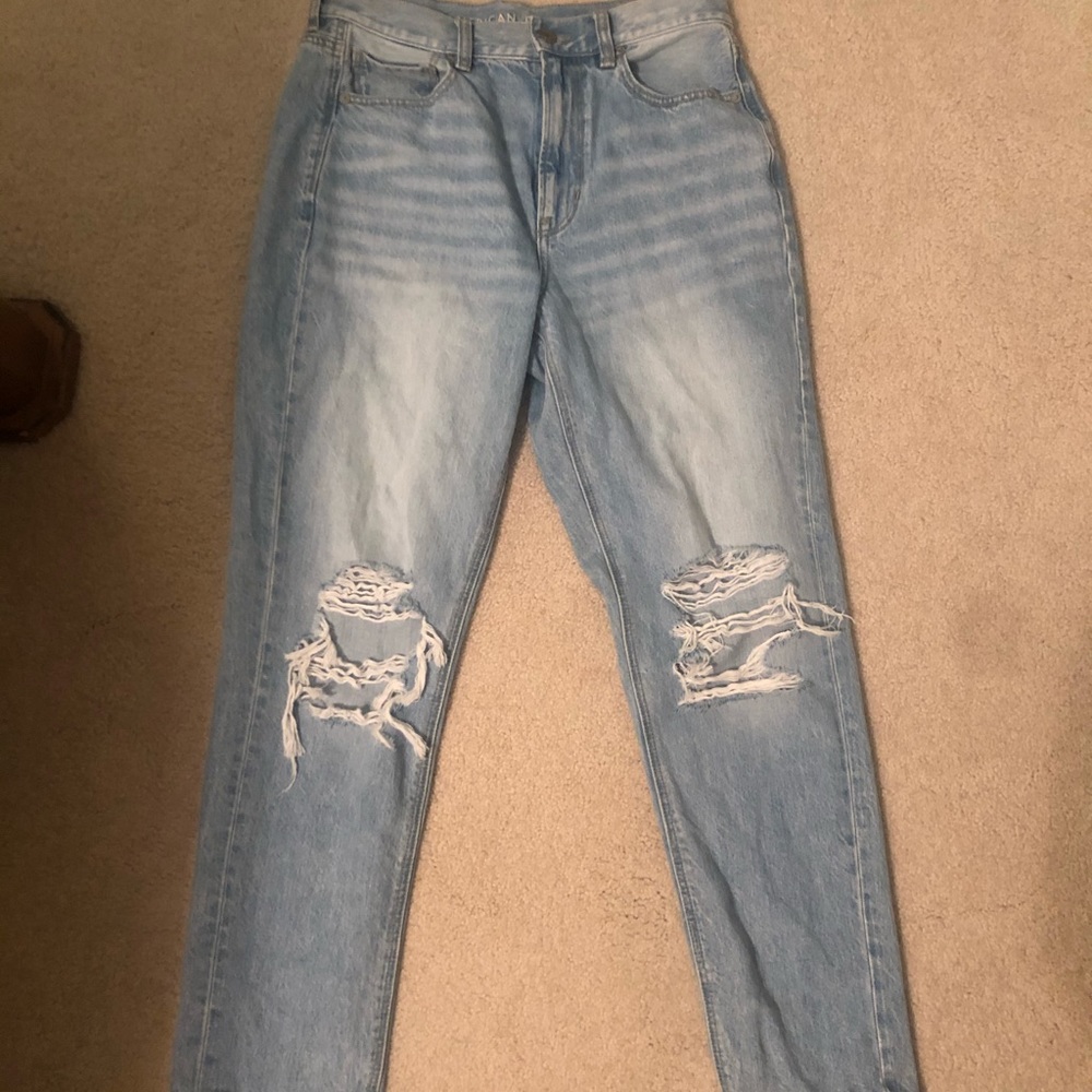 American eagle mom jeans